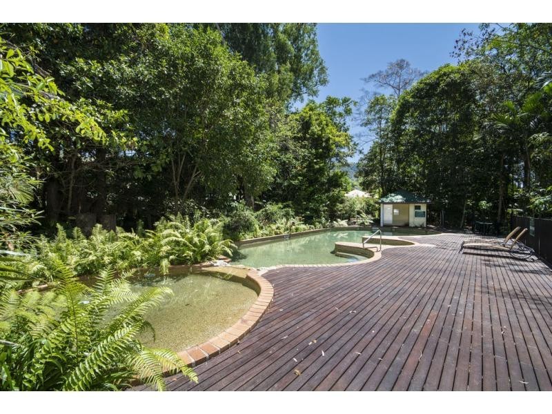 37/5-15 McGregor Street, Mooroobool QLD 4870