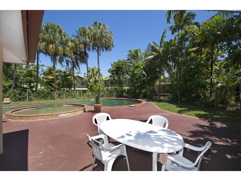 37/5-15 McGregor Street, Mooroobool QLD 4870