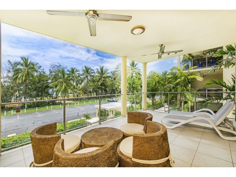 4/31 Sims Esplanade, Yorkeys Knob QLD 4878