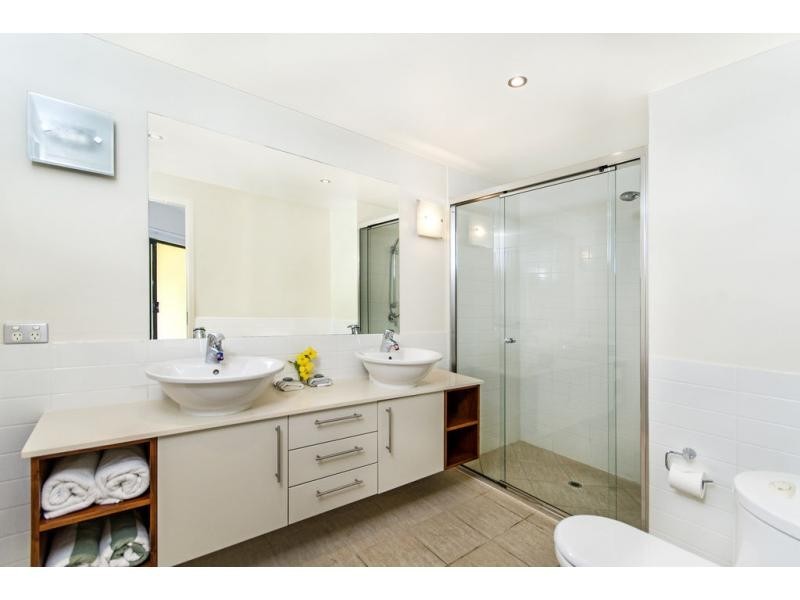 4/31 Sims Esplanade, Yorkeys Knob QLD 4878