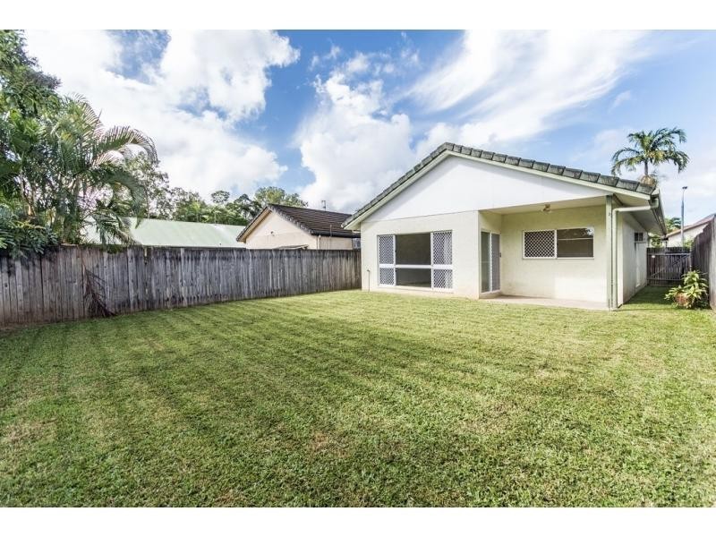 32 Silky Oak Court, Mooroobool QLD 4870
