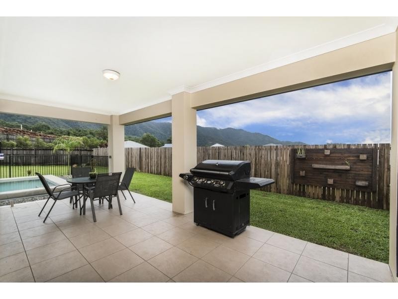 10 Hamelin Street, Bentley Park QLD 4869
