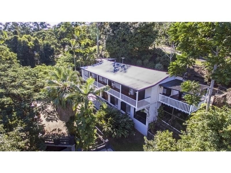 7 Ray Street, Yorkeys Knob QLD 4878