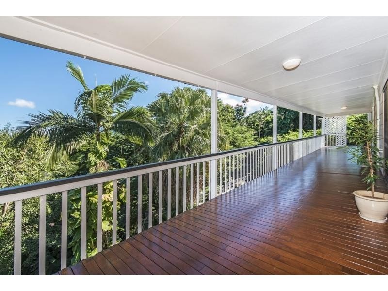 7 Ray Street, Yorkeys Knob QLD 4878