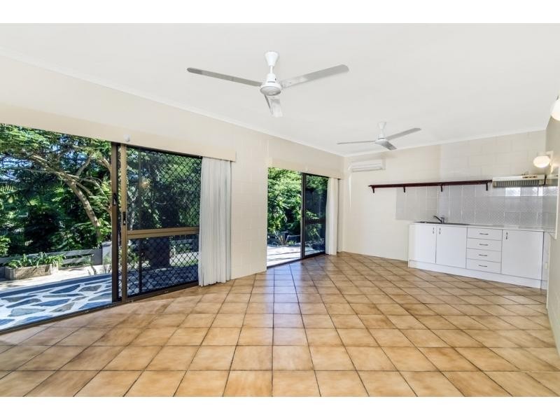 7 Ray Street, Yorkeys Knob QLD 4878