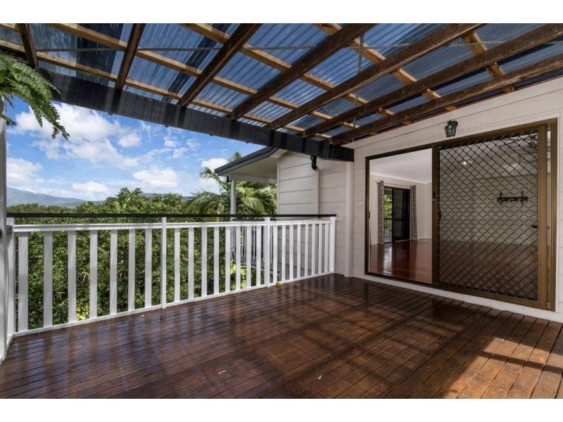 7 Ray Street, Yorkeys Knob QLD 4878