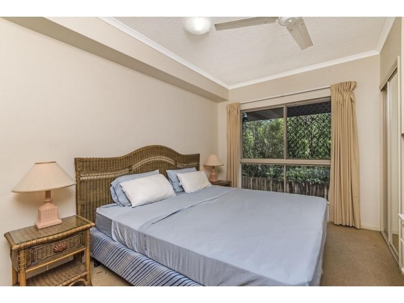 1711/2 Greenslopes Street, Cairns North QLD 4870