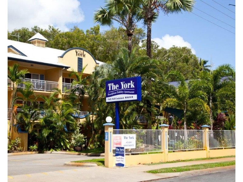 1/61-63 Sims Esplanade, Yorkeys Knob QLD 4878