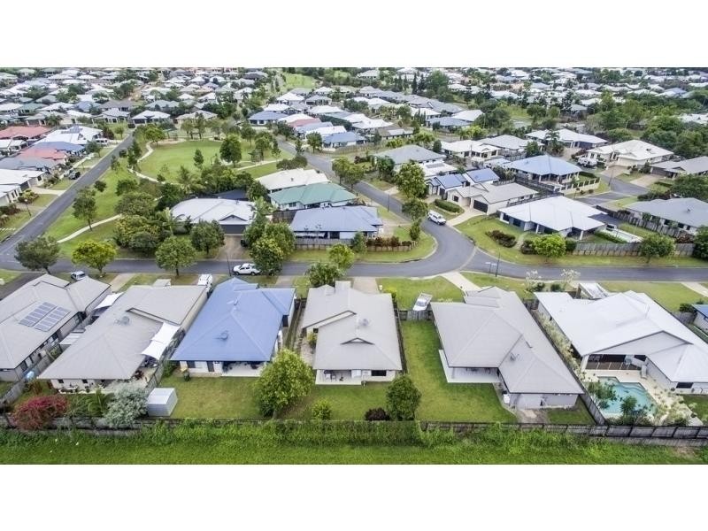 15 Monsoon Terrace, Mount Sheridan QLD 4868