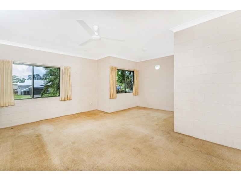 2 Tuffley Close, Kanimbla QLD 4870