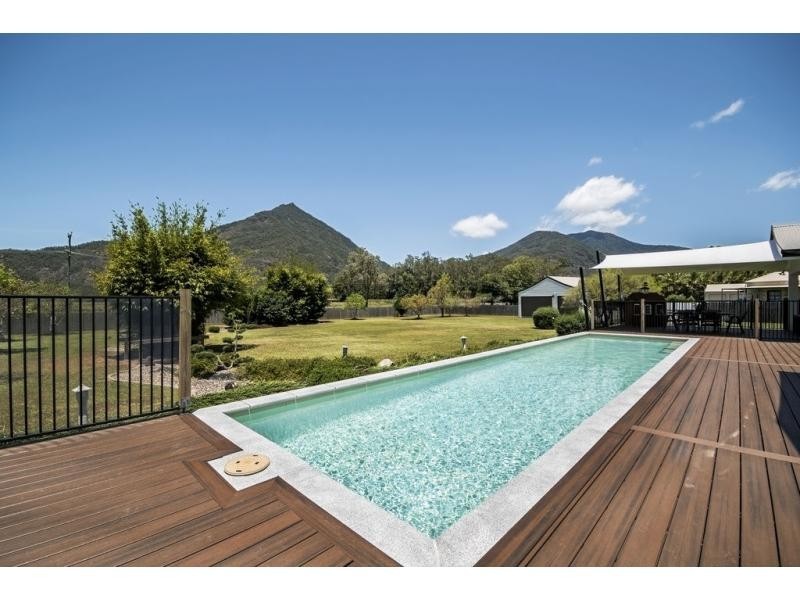 15 Pyramid Close, Gordonvale QLD 4865