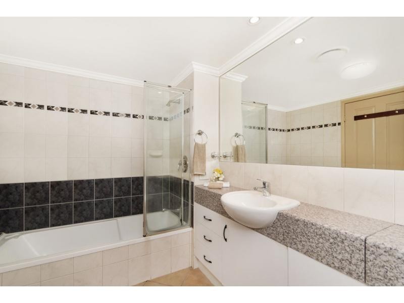 3/77 Sims Esplanade, Yorkeys Knob QLD 4878