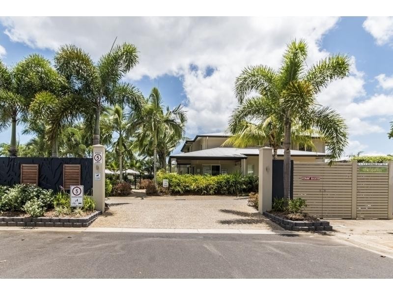 37/1-13 Ernest Street, Redlynch QLD 4870