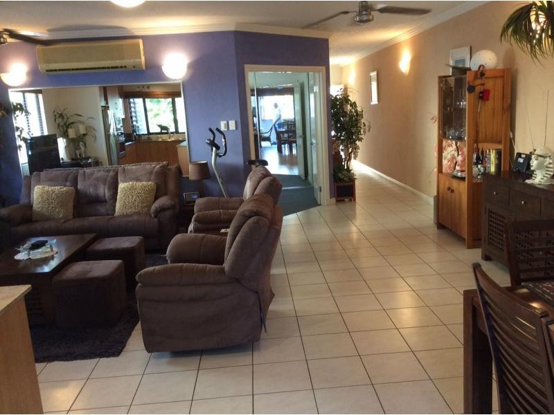 3/29 Sims Esplanade, Yorkeys Knob QLD 4878