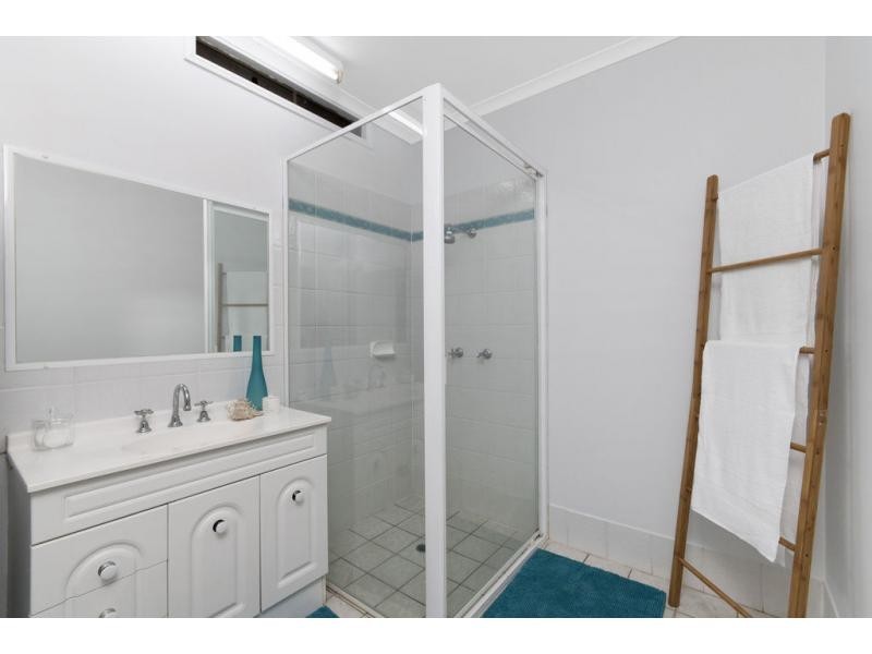 8 Knight Road, Smithfield QLD 4878