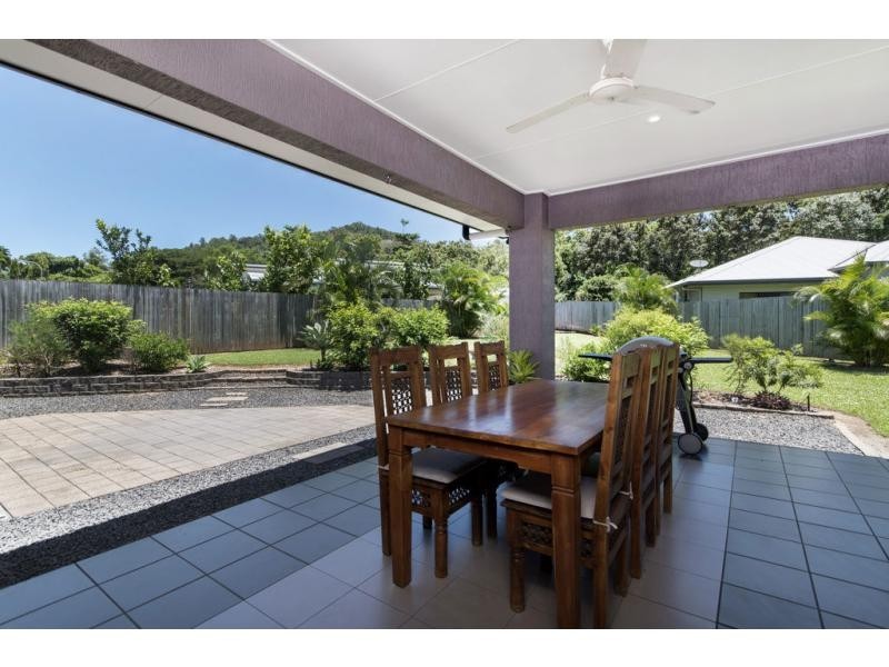 11 Milko Close, Brinsmead QLD 4870