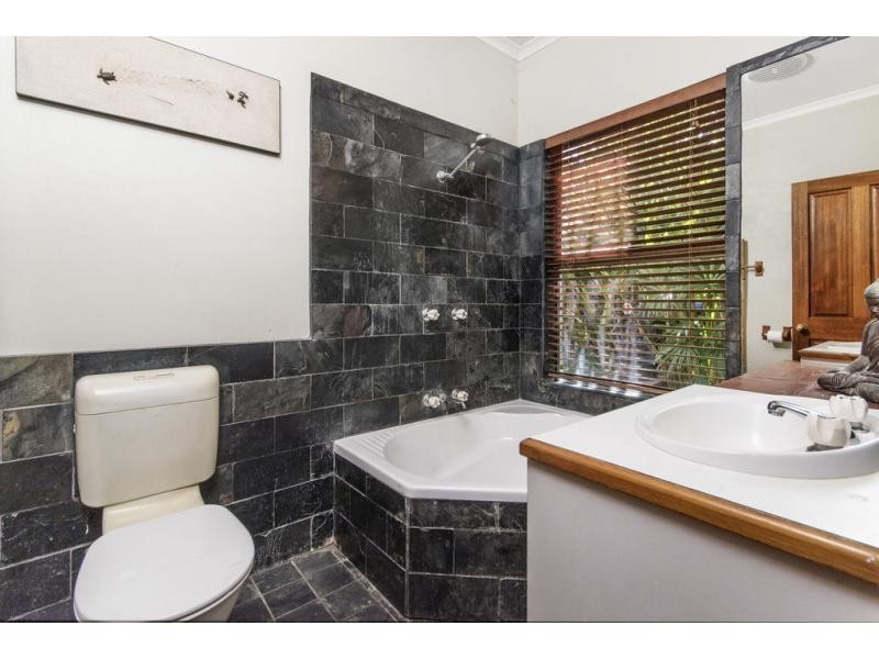 5 Waverley Court, Mount Sheridan QLD 4868