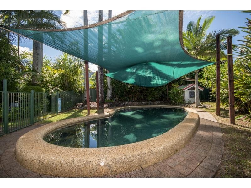 5 Waverley Court, Mount Sheridan QLD 4868