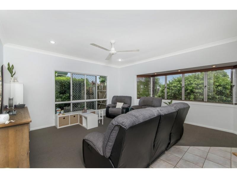 41 Resolution Drive, Bentley Park QLD 4869