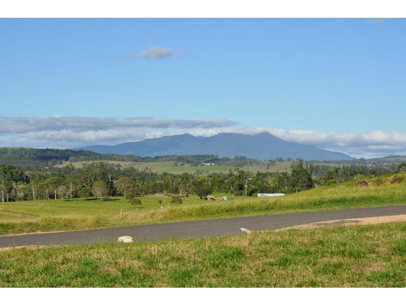 2 Jessica Road, Tableland Acreage Country Estate, Peeramon QLD 4885
