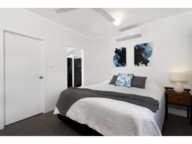 16 Plaintain Street, Kewarra Beach QLD 4879