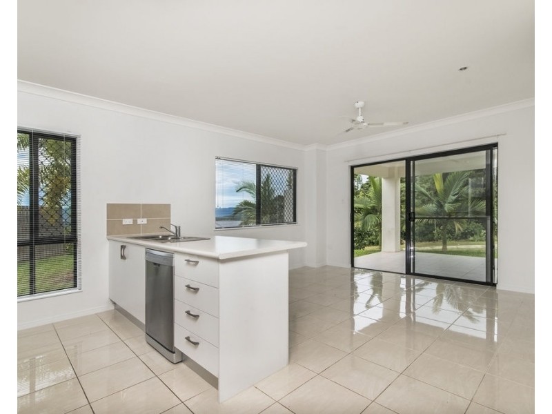 12 Hamelin Street, Bentley Park QLD 4869