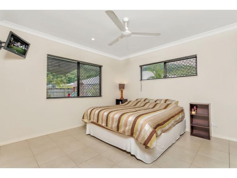 67 Mackerras Street, Redlynch QLD 4870