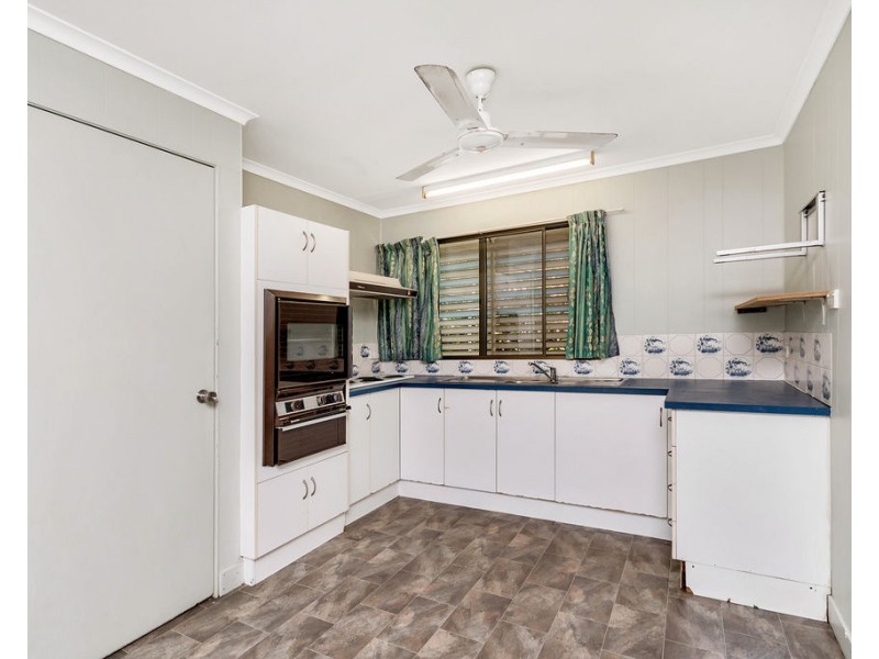 41-43 Hollywood Boulevard, White Rock QLD 4868