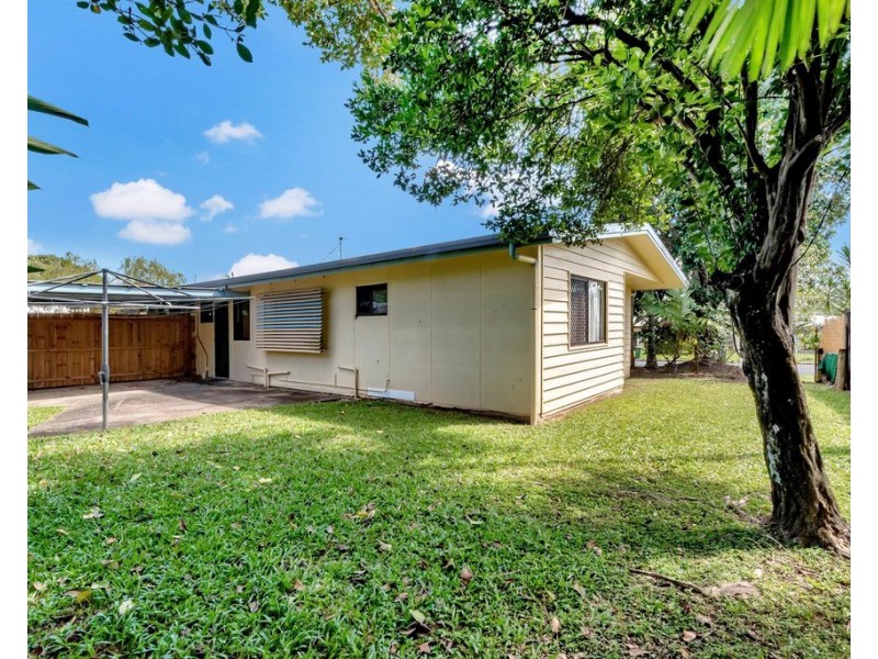 41-43 Hollywood Boulevard, White Rock QLD 4868