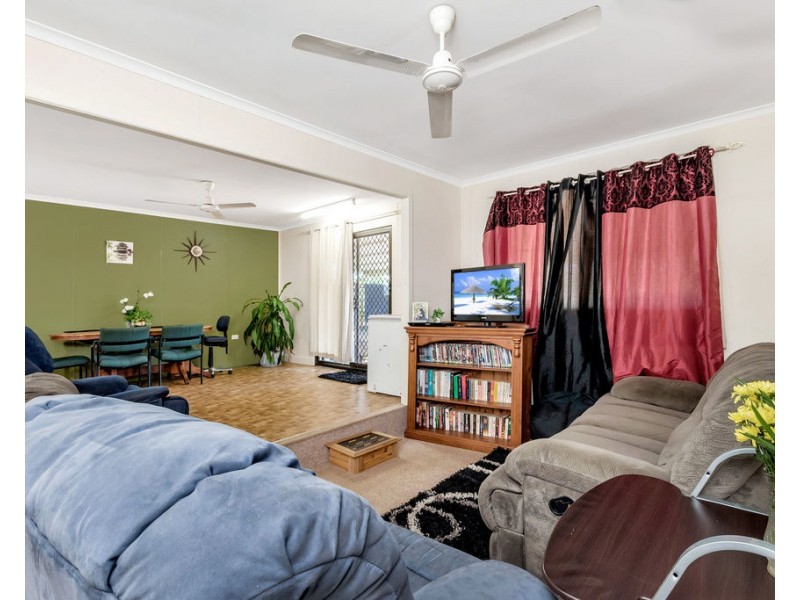 41-43 Hollywood Boulevard, White Rock QLD 4868