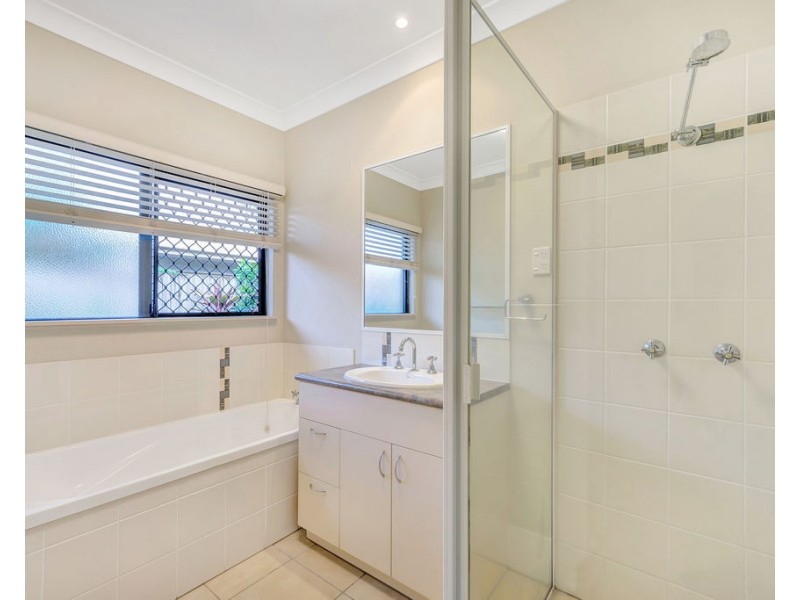3 Cable Close, Kewarra Beach QLD 4879