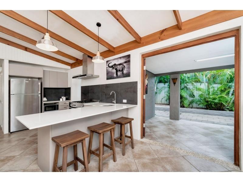 3 Kieta Close, Trinity Beach QLD 4879