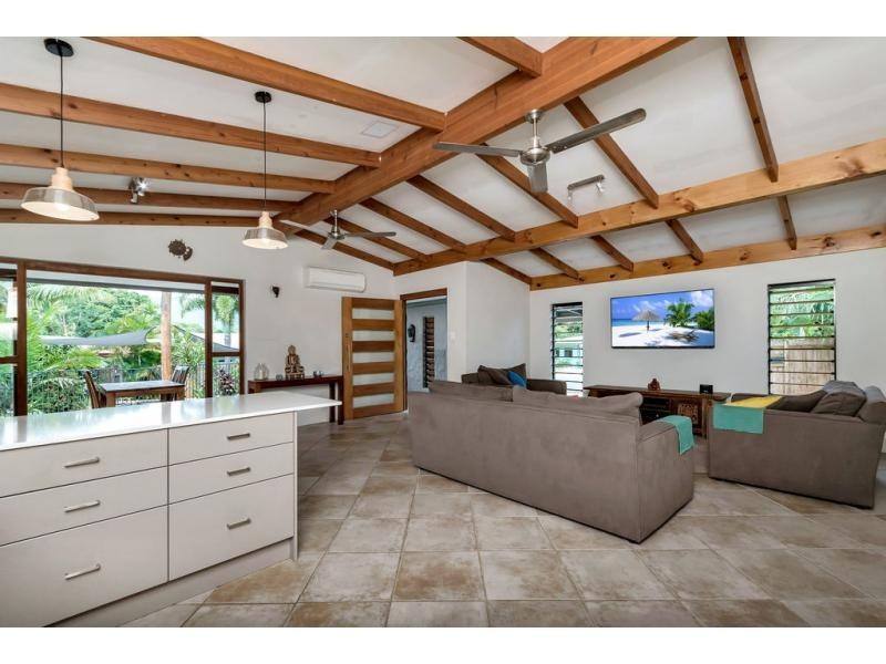 3 Kieta Close, Trinity Beach QLD 4879