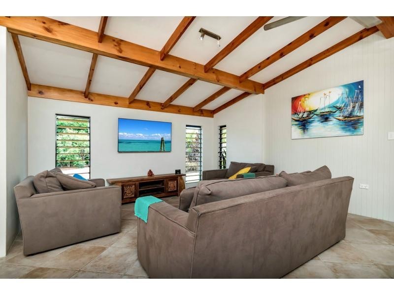 3 Kieta Close, Trinity Beach QLD 4879