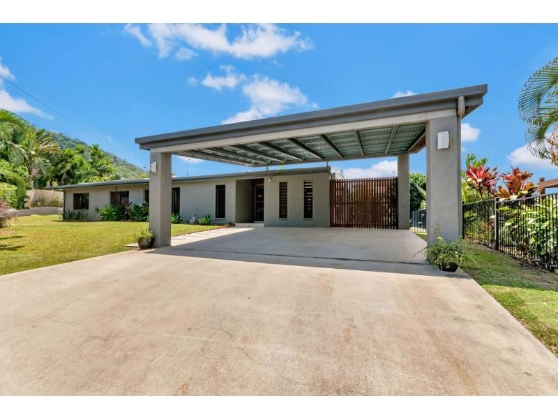 3 Kieta Close, Trinity Beach QLD 4879
