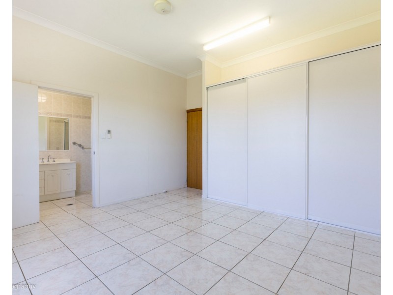 55 Moriarty Street, Goondi Hill QLD 4860
