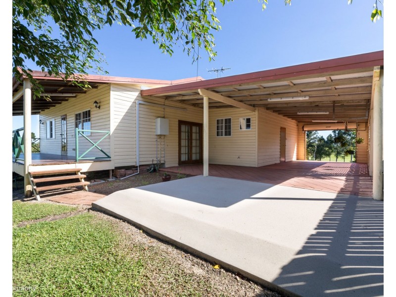 55 Moriarty Street, Goondi Hill QLD 4860
