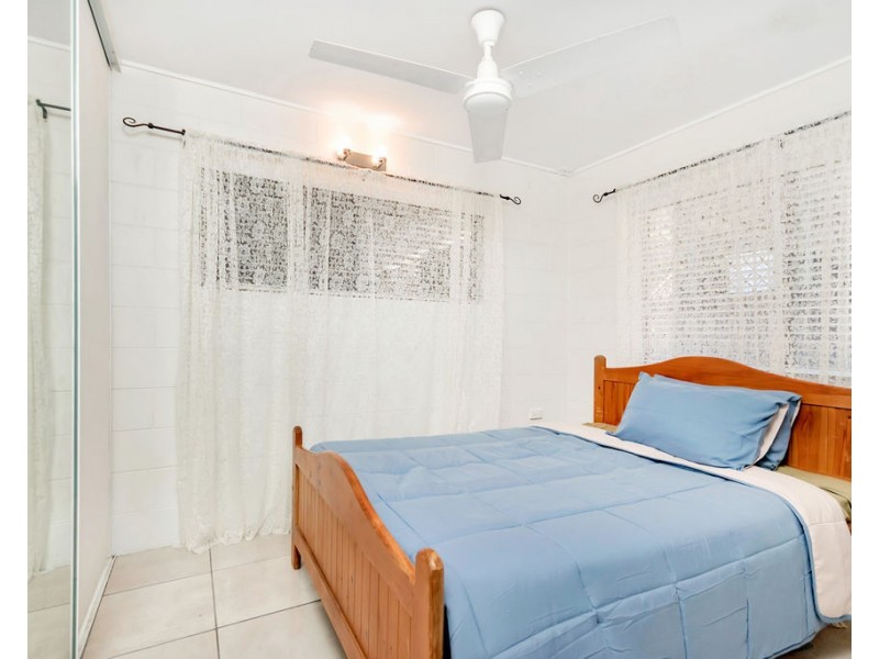 12A Chaplain Avenue, Manunda QLD 4870