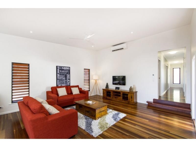 8 Diamond Close, Stratford QLD 4870