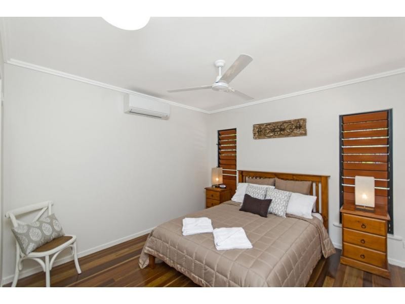 8 Diamond Close, Stratford QLD 4870