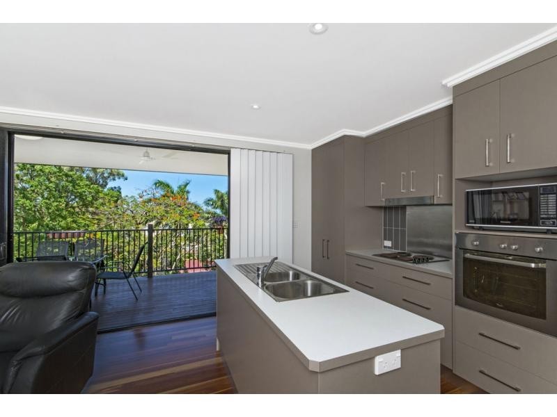 8 Diamond Close, Stratford QLD 4870