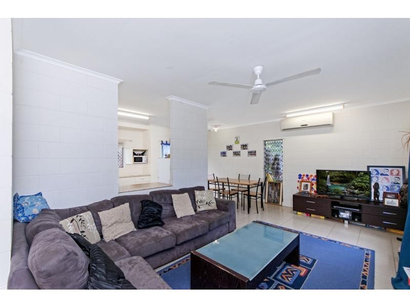 11 Arizona Crescent, White Rock QLD 4868