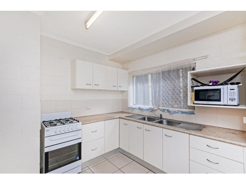 11 Arizona Crescent, White Rock QLD 4868