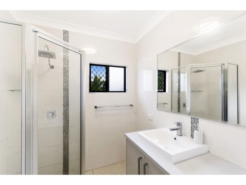 12 Kingsley Close, White Rock QLD 4868