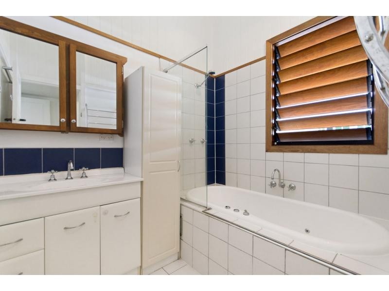 142 Martyn Street, Parramatta Park QLD 4870