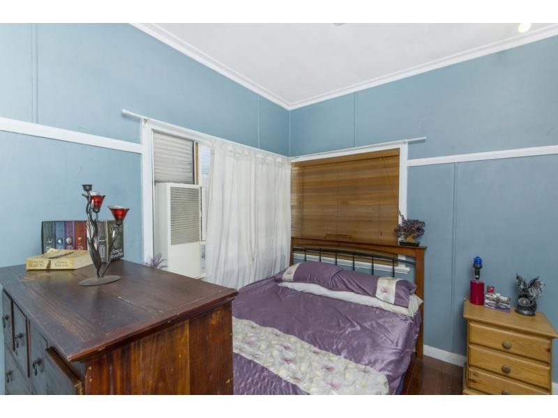 31 Howe Street, Cairns North QLD 4870