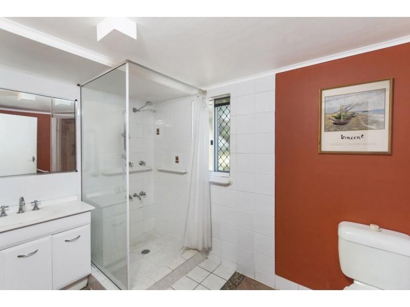 31 Howe Street, Cairns North QLD 4870