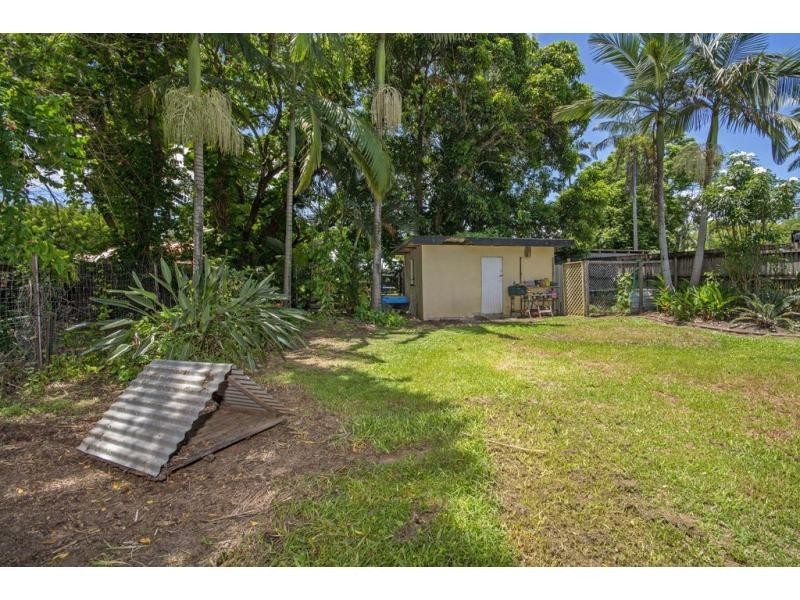31 Howe Street, Cairns North QLD 4870