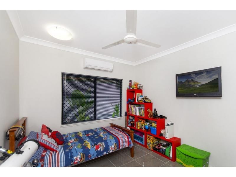 50 Ainscow Drive, Bentley Park QLD 4869