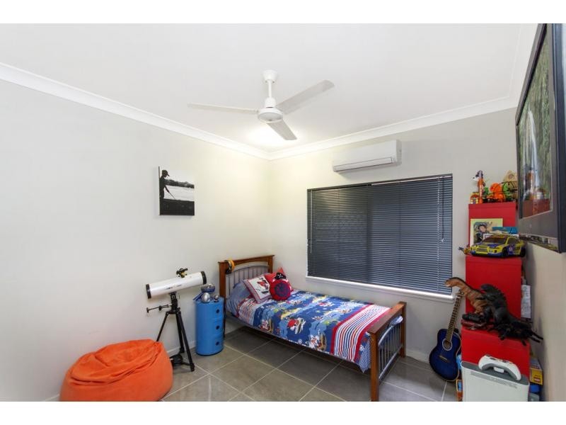 50 Ainscow Drive, Bentley Park QLD 4869